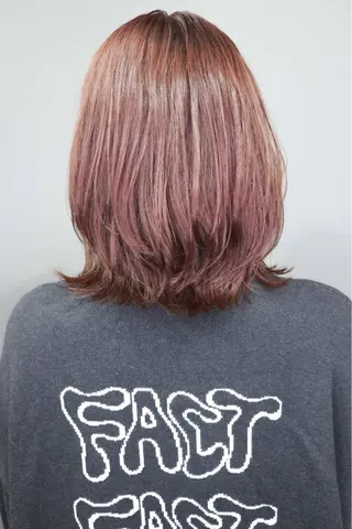 ミディアム ナツ ナツのヘアスタイル