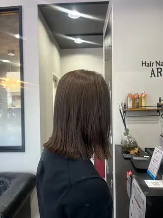 セミロング カラー 友滝 真菜美のヘアスタイル