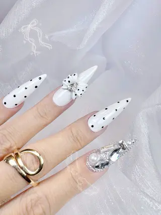 ネイル モモ NAILSのネイルデザイン