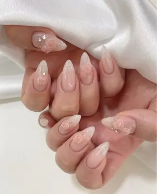 ネイル Lyna 池袋のネイルデザイン