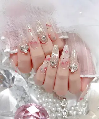 ロング E🌷nail 長さだし専門店のネイルデザイン