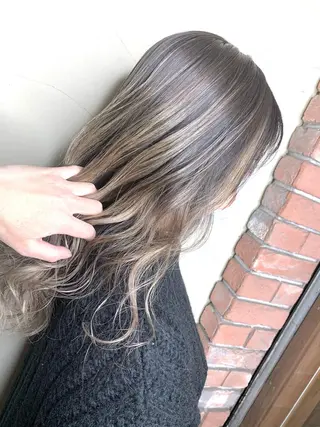 セミロング カラー パーマ ヘアアレンジ メンズ キッズ ネイル マツエク・マツパ 髪質改善 艶髪🔵フセナオヤのヘアスタイル
