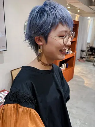 ショート カラー ゆい / 伏見 / 透明感カラーのヘアスタイル