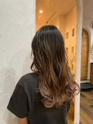 ロング カラー 🌸小掛🌸 豊橋外国人風カラーのヘアスタイル