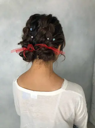 ミディアム ヘアアレンジ Acchon/心斎橋 💚ダブルカラーのヘアスタイル