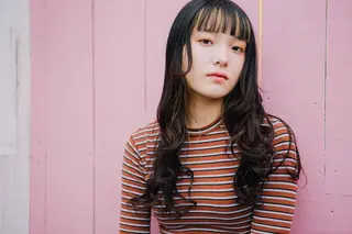 ロング 佐藤 香織のヘアスタイル