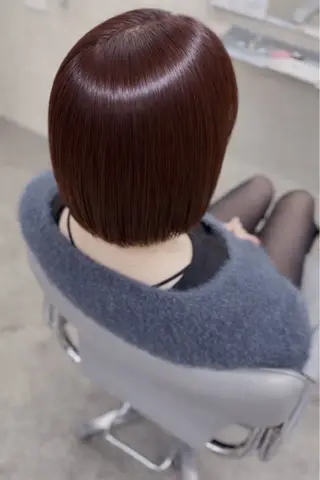 ショート honoka /透明感カラーのヘアスタイル