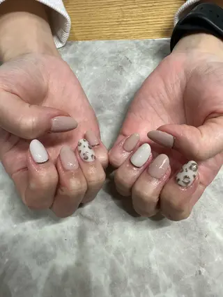 ネイル 長谷川 奈緒美のネイルデザイン
