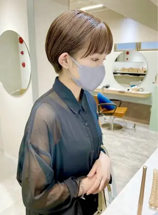 ショート ひかり HAZELのヘアスタイル