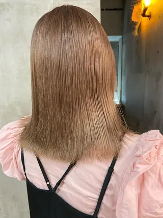 ミディアム カラー SALTWATER AYARIのヘアスタイル