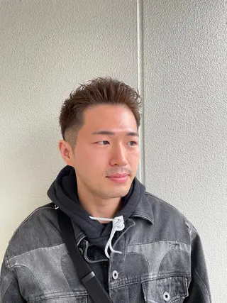 ショート カラー ヘアアレンジ メンズ 艶カラー✨縮毛矯正✨ 翁長孝輔のヘアスタイル