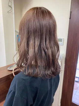 ミディアム カラー せこぐち まいのヘアスタイル