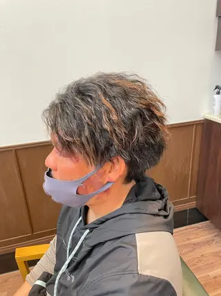 カラー パーマ メンズ 長屋 裕也のヘアスタイル