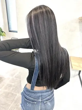 ロング カラー ヘアアレンジ シール、 羽エクステのヘアスタイル