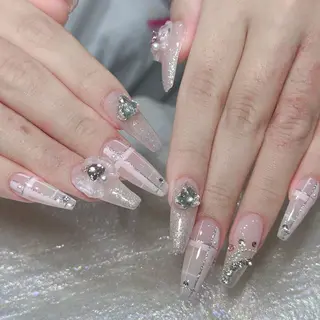 ネイル Queens ひなのネイルデザイン
