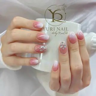 ネイル YURI Nail NARITAのネイルデザイン