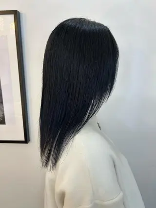 セミロング カラー 辻 友里香のヘアスタイル