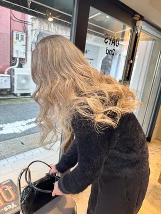 ロング カラー 優梨💞 /透明感カラーのヘアスタイル