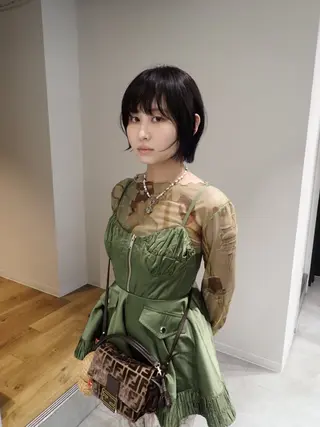 ショート カラー ボブ/レイヤー ケンショウのヘアスタイル
