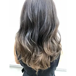 ロング カラー パーソナルカラー診断 できます 木曽 主博のヘアスタイル