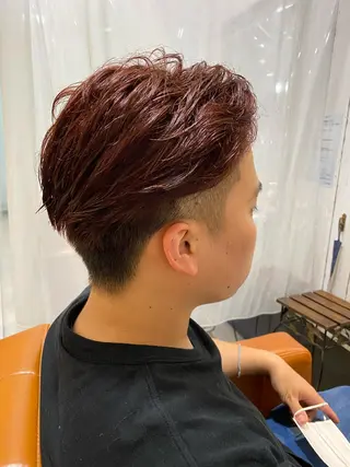カラー メンズ 岡垣 幸汰のヘアスタイル