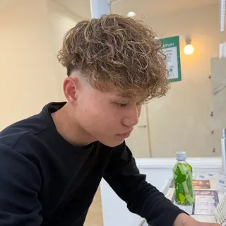 パーマ メンズ 鈴木 七海のヘアスタイル