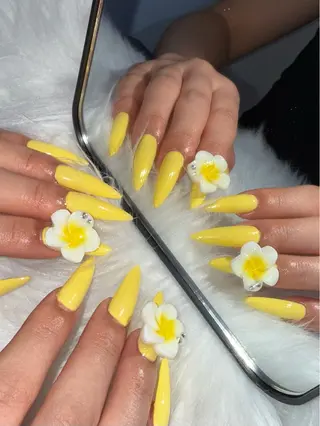 ネイル BiBi Nanakaのネイルデザイン