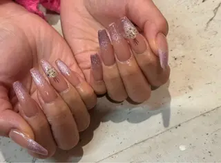ネイル 韓国/ワンホン/長さ 出しつけ放題🎀のネイルデザイン