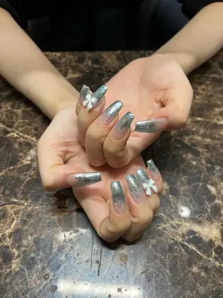 ネイル IROHA Nail 矢掛萌子のネイルデザイン