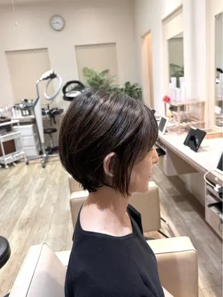 ショート 🐈‍⬛ ibuのヘアスタイル