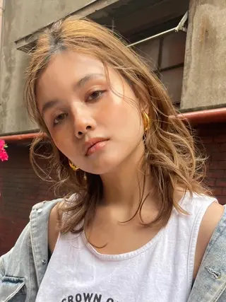 カラー EARTH 三木店のヘアスタイル