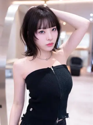 ミディアム レイヤー似合わせ 透明感カラーりきやのヘアスタイル