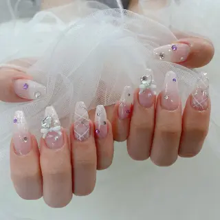 ネイル 🌼リオナ ♥️のネイルデザイン