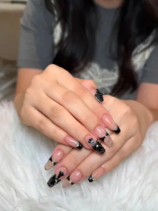ネイル Nie Nail Shinokuboのネイルデザイン
