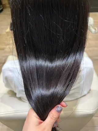 カラー 梅沢 優羽のヘアスタイル