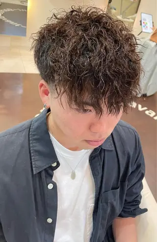 カラー パーマ メンズ 長屋 裕也のヘアスタイル