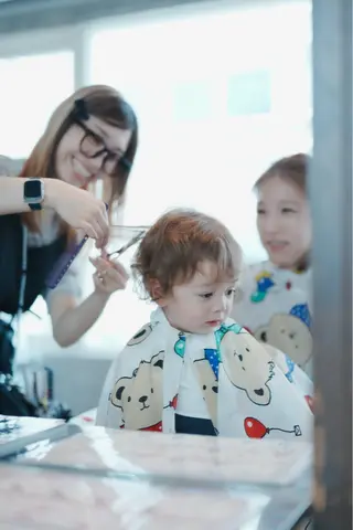 キッズ オオダテ　シノミ キュアリストのヘアスタイル
