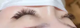 マツエク・マツパ リン リンのネイルデザイン