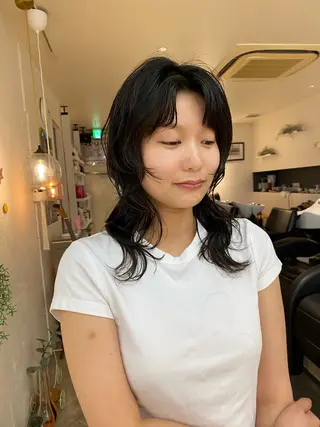 セミロング パーマ ナチュラルヘア🫧 ナナミのヘアスタイル