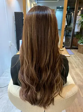 ロング カラー Maho Saitoのヘアスタイル
