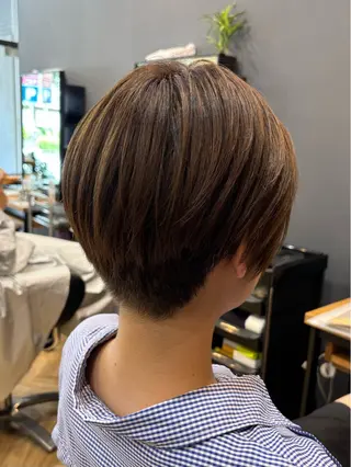 ショート 鎌取/透明感カラー /ボブ/顔まわりのヘアスタイル