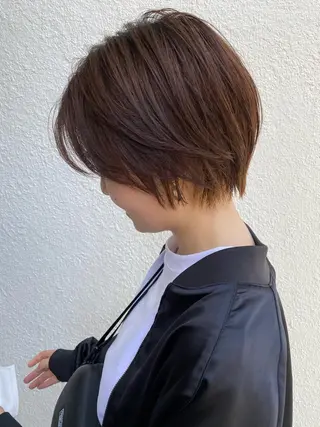 ショート カラー コバヤシ タイジュのヘアスタイル