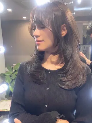 セミロング カラー YUSUKE レイヤーカットカラーのヘアスタイル