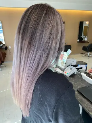 セミロング 浅川 実行のヘアスタイル