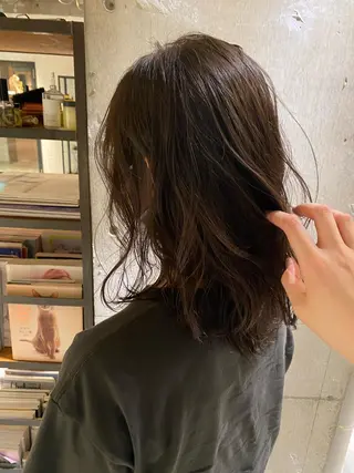 セミロング カラー 聖 来のヘアスタイル