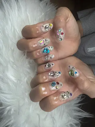 ネイル LAVISH 大和店 emi･:*+のネイルデザイン