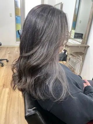 セミロング カラー 夜23時まで予約🉑 reverieあきらのヘアスタイル