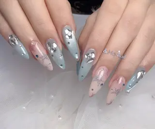 ネイル &ME タカのネイルデザイン