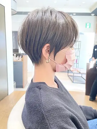 ショート 襟足でお悩みの方✂︎ くびれ職人ハシモトのヘアスタイル
