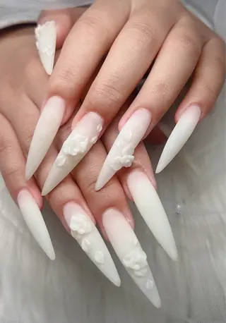 ネイル Lee Nailsのネイルデザイン